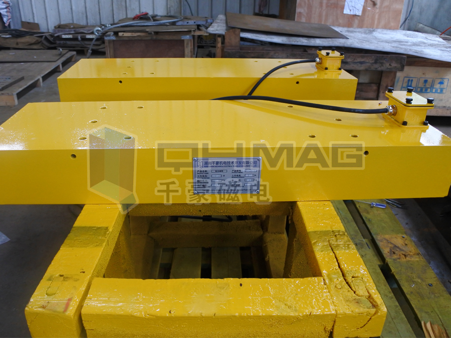 最新出貨--老客戶回購5臺鋼管吊裝電永磁鐵