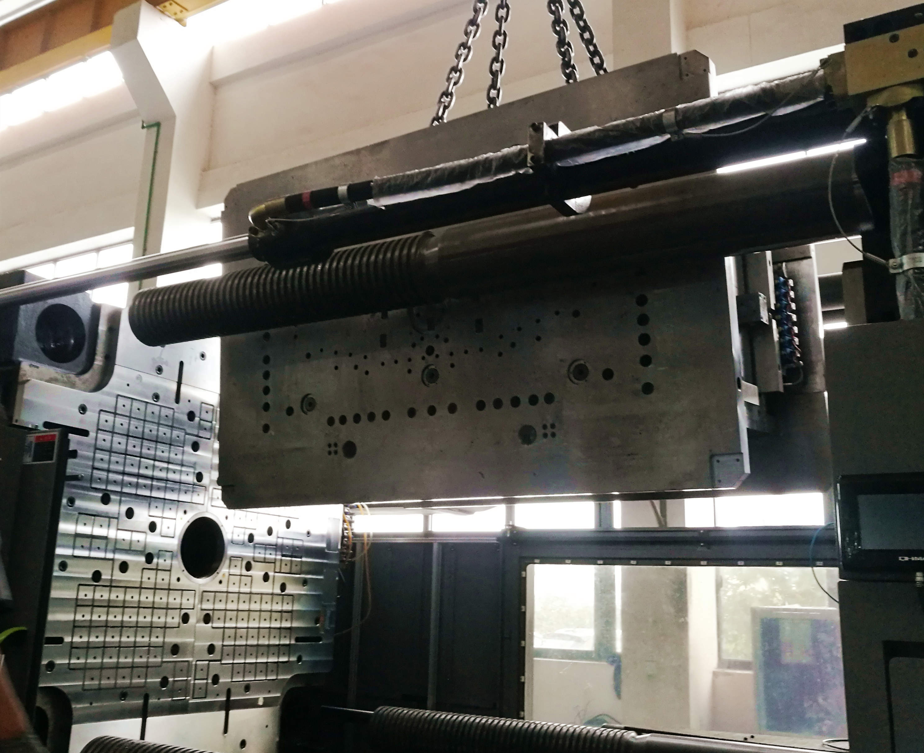 37mm磁力模板，打破注塑機(jī)模具限制