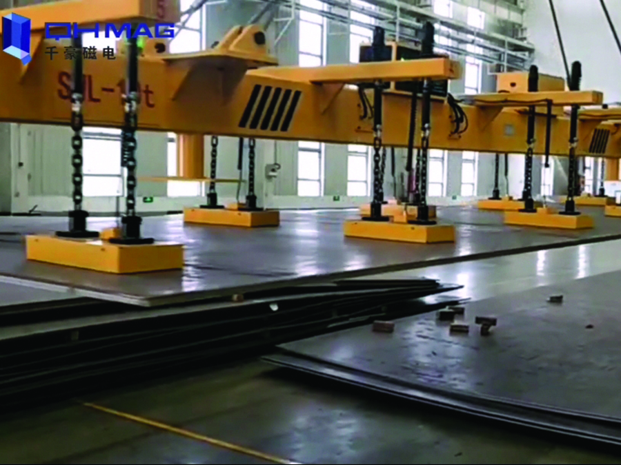 （視頻）鋼板磁力吊：輕輕松松吊運8個毫米厚的的長鋼板！