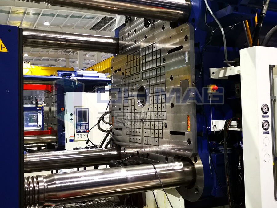 注塑機(jī)磁力換模