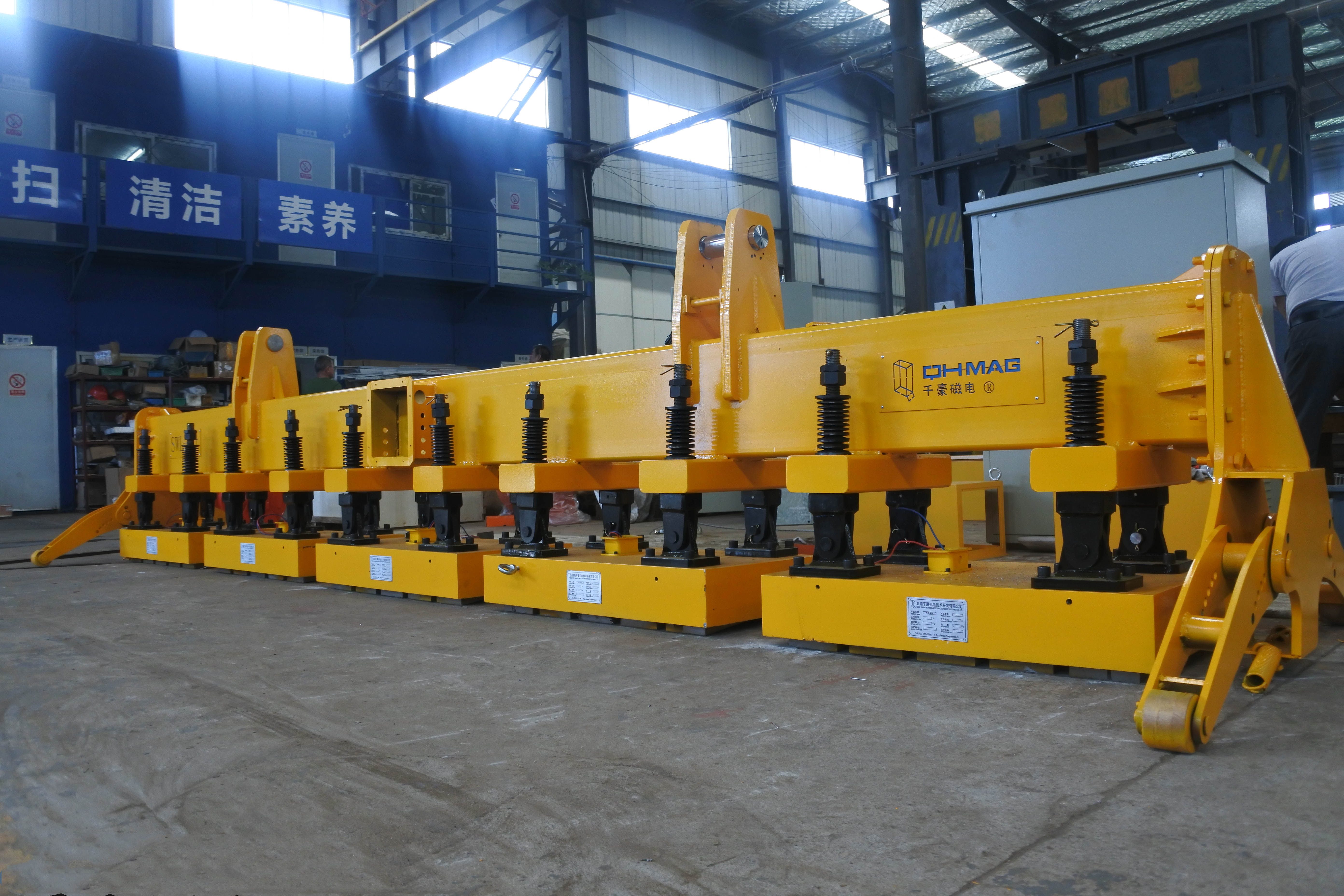 電永磁吸盤(pán),注塑機(jī)快速換模,電永磁起重器